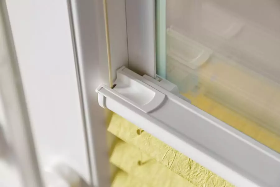 Klebetechnik SLIDE im Detail mit Führung